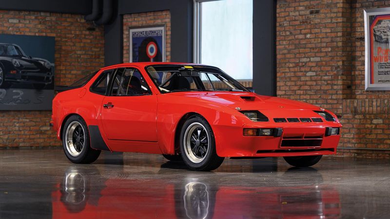 Porsche 924