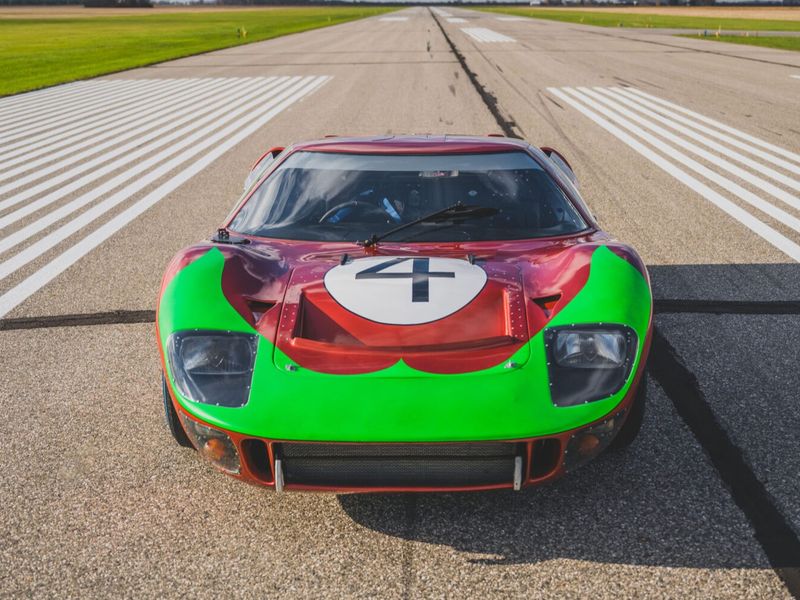Ford GT40: The Ferrari Crusher